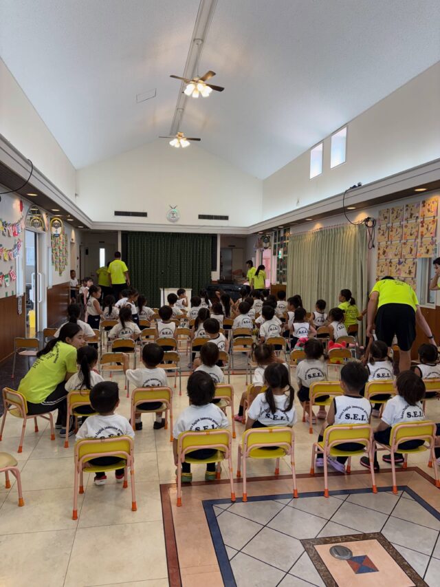 いよいよ2学期が始まりました！

みんな、夏休みは楽しかったかな？😊
海やプール、お出かけをしたり、家族やお友だちとたくさん遊んだり…
きっと素敵な思い出がたくさんできたことと思います🌈

久しぶりに会った子どもたちの元気な笑顔に、先生たちも嬉しい気持ちでいっぱいです💕

2学期も、たくさん遊んで、たくさん学んで、たくさん笑って、毎日を楽しく過ごしていきたいと思います✨

子どもたちの「やってみたい！」を大切にしながら、素敵な思い出をたくさん作っていきます🌱

2学期もどうぞよろしくお願いいたします☺️🌸

#２学期#夏休み#認定こども園#プール
#海